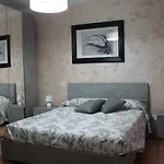 Charming Tilli With Parking Апартаменты *