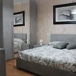 Charming Tilli With Parking Апартаменты