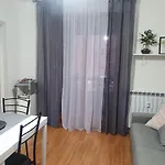 Charming Tilli With Parking Appartement *