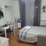 Appartement Charming Tilli With Parking