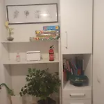 Charming Tilli With Parking Апартаменты