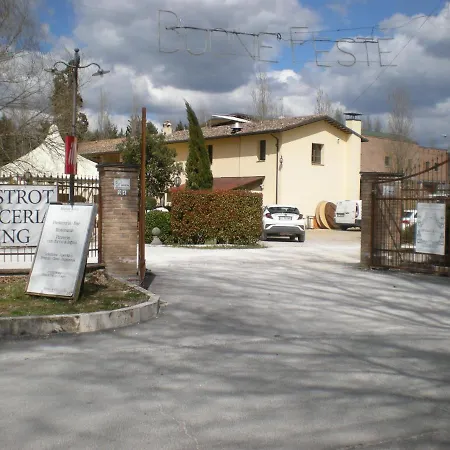 Charming Tilli With Parking דירה פרוג'ה