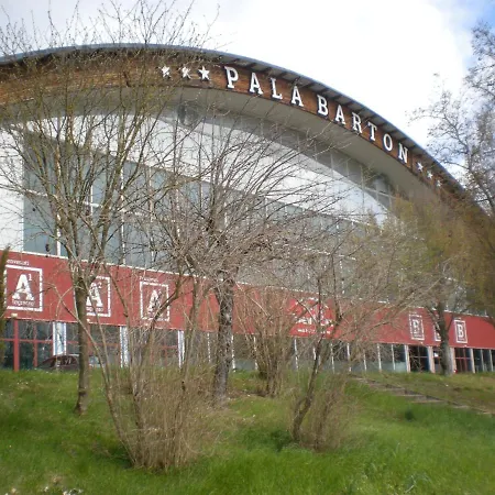 Charming Tilli With Parking