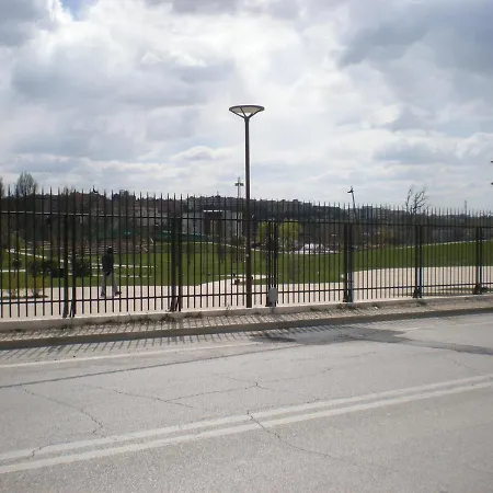 דירה Charming Tilli With Parking *