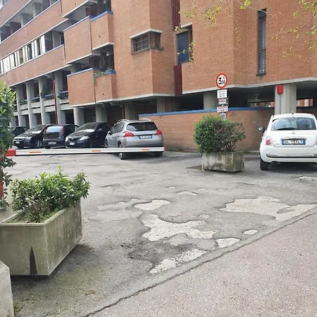 Charming Tilli With Parking