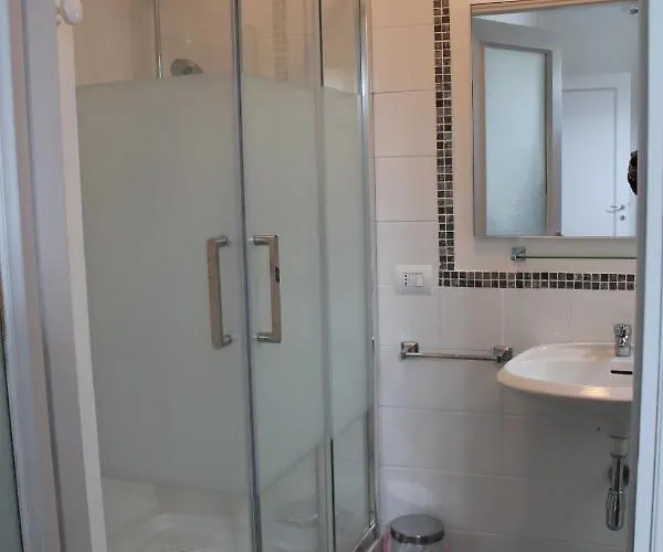 Appartement Charming Tilli With Parking *