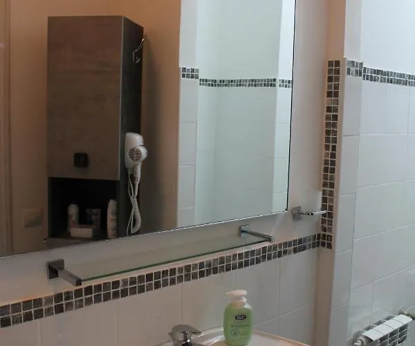 Apartment Charming Tilli With Parking