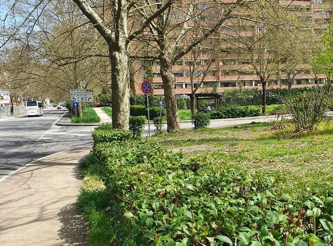 Charming Tilli With Parking Apartment *